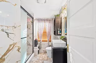 28 Maple St, Southbridge, MA 01550 - Photo 12