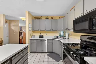 104 Johnson Rd, Chicopee, MA 01022 - Photo 10