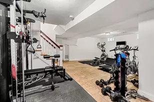 40 Knowles Rd, Watertown, MA 02472 - Photo 30