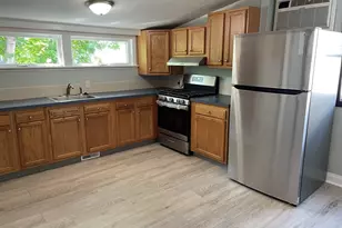 29 Freeman St, Stoughton, MA 02072 - Photo 2