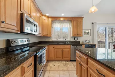 196 Horne Way #196, Millbury, MA 01527 - Photo 4