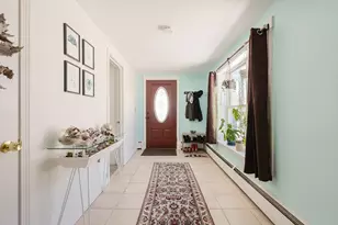 35 Waterman Rd, Auburn, MA 01501 - Photo 2