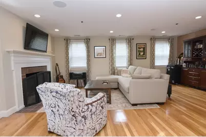 21 Main #D, Boston, MA 02129 - Photo 2