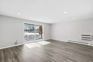 18 Fountain Ln, Weymouth, MA 02190 - Photo 2