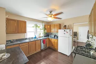 24 Annafran St, Boston, MA 02131 - Photo 4