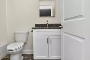 10 Franklin Ave, Revere, MA 02151 - Photo 14