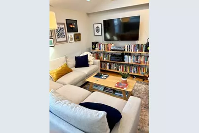 127 Kilsyth Rd #7, Boston, MA 02135 - Photo 2