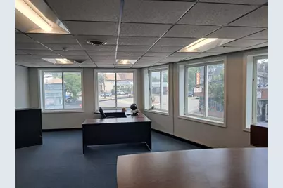 418 Bridge St, Lowell, MA 01850 - Photo 12