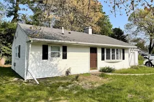 271 Beacon St, Framingham, MA 01701 - Photo 1