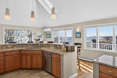 724 Commercial Street, Provincetown, MA 02657 - Photo 22
