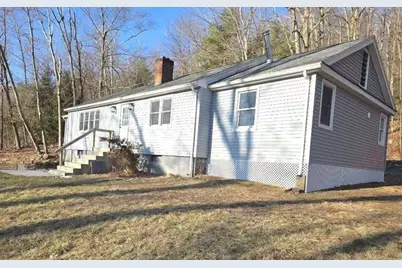 143 James St, Ludlow, MA 01056 - Photo 2