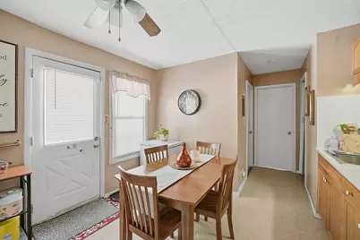 63 Worcester St, West Springfield, MA 01089 - Photo 10