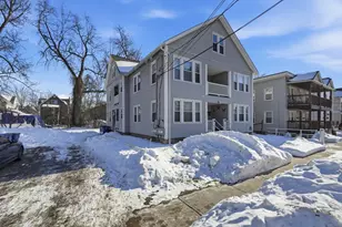 63 Worcester St, West Springfield, MA 01089 - Photo 1