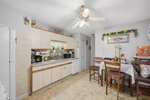 63 Worcester St, West Springfield, MA 01089 - Photo 34