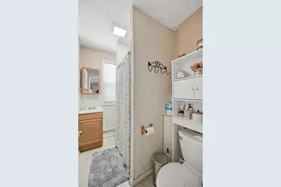 63 Worcester St, West Springfield, MA 01089 - Photo 4