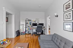70 Phillips St, Boston, MA 02114 - Photo 2
