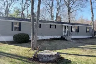 8 Nanatomqua, Brookfield, MA 01506 - Photo 1