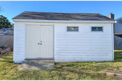 300 Davis Rd, Westport, MA 02790 - Photo 26