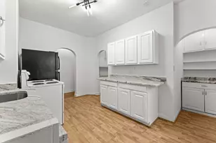 227 Winchester, Brookline, MA 02446 - Photo 6