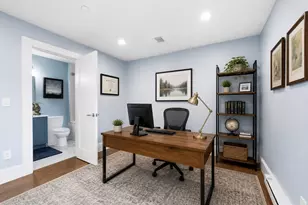 435 E 3rd St, Boston, MA 02127 - Photo 18