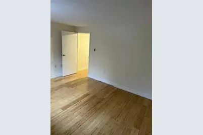 13 Fuller St #13, Brookline, MA 02446 - Photo 4