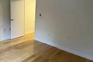 13 Fuller St, Brookline, MA 02446 - Photo 4