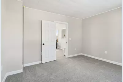 20-22 Gay Terrace, West Springfield, MA 01089 - Photo 24