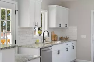 20-22 Gay Terrace, West Springfield, MA 01089 - Photo 8