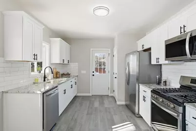 20-22 Gay Terrace, West Springfield, MA 01089 - Photo 4