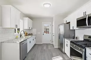 20-22 Gay Terrace, West Springfield, MA 01089 - Photo 4