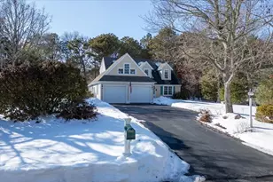 12 Quashnet Woods Dr, Mashpee, MA 02649 - Photo 2