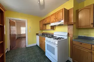 26 St James St, Newton, MA 02458 - Photo 2
