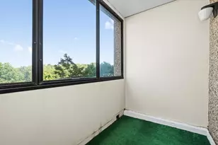 250 Hammond Pond Pkwy, Newton, MA 02467 - Photo 24