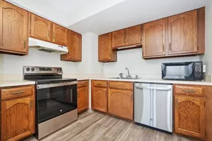 250 Hammond Pond Pkwy, Newton, MA 02467 - Photo 20