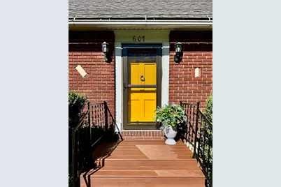 607 Crane Ave, Pittsfield, MA 01201 - Photo 2