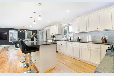 108 Birchland Ave, Springfield, MA 01119 - Photo 18