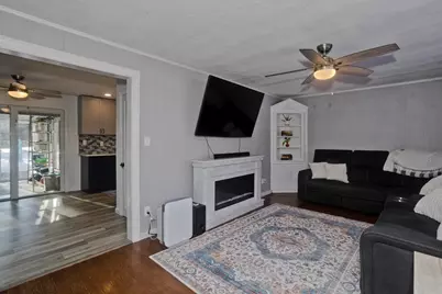 117 Sibley Ave, West Springfield, MA 01089 - Photo 14