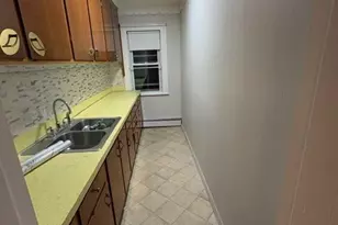 17-19 Maplewood Ave, Methuen, MA 01844 - Photo 8