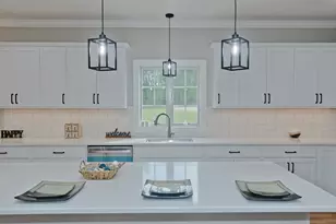 350 Parker St, East Longmeadow, MA 01028 - Photo 2