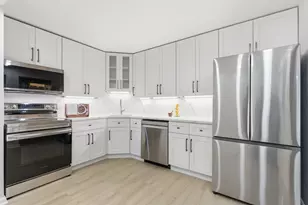 131 Coolidge Ave, Watertown, MA 02472 - Photo 12