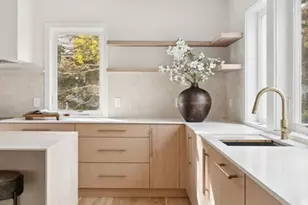 873 Chestnut St, Newton, MA 02468 - Photo 6