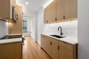 58 Kent, Brookline, MA 02445 - Photo 2