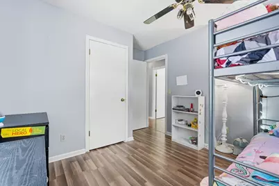 32 Homestead Ave, Greenfield, MA 01301 - Photo 20