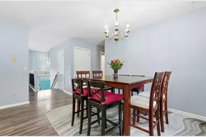 32 Homestead Ave, Greenfield, MA 01301 - Photo 8