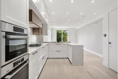 69 Walnut Street #2, Brookline, MA 02445 - Photo 4