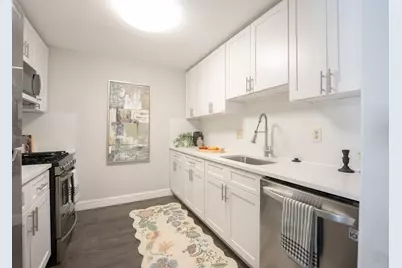 1 Greenbriar Dr #303, North Reading, MA 01864 - Photo 4