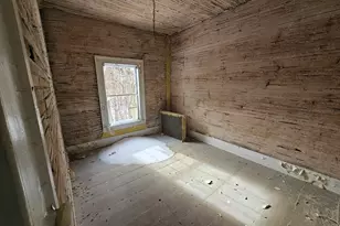 56 Liberty St, North Adams, MA 01247 - Photo 4