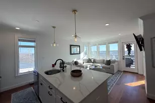 1152 Bennington St, Boston, MA 02128 - Photo 8