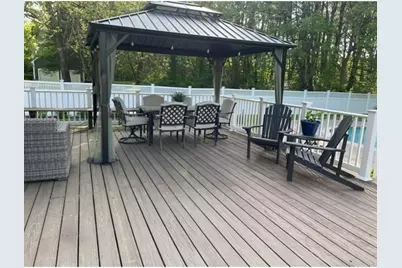 79 Country Club Dr, Northbridge, MA 01588 - Photo 32