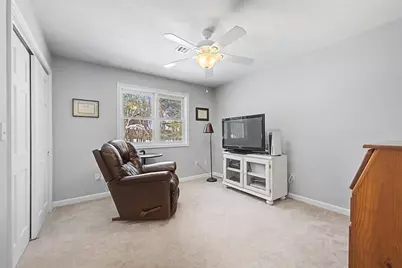 79 Country Club Dr, Northbridge, MA 01588 - Photo 28